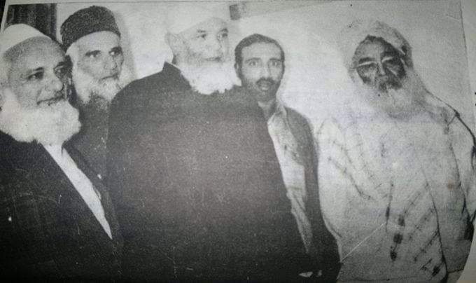 پاکستان کے دو عظیم رہنما حضرت مولانا مفتی محمود صاحب رحمہ اللہ اور عظیم الشان مفسر قرآن شیخ القرآن مولانا غلام اللہ خان۔